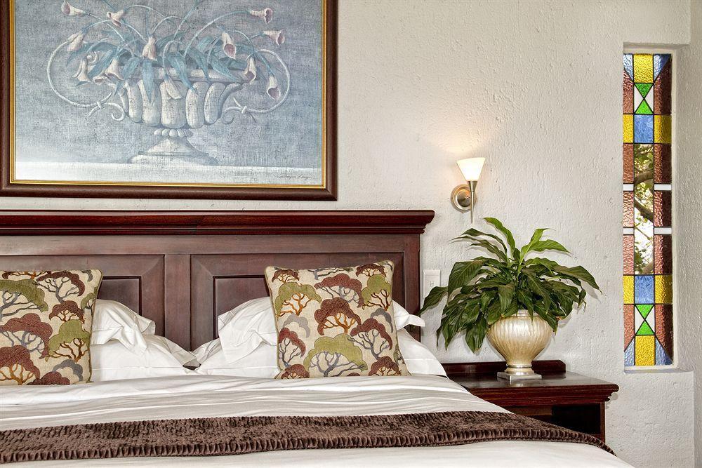 Loerie'S Call Guesthouse Mbombela Exterior photo