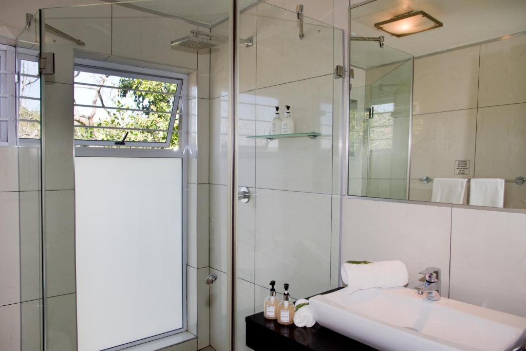 Loerie'S Call Guesthouse Mbombela Room photo