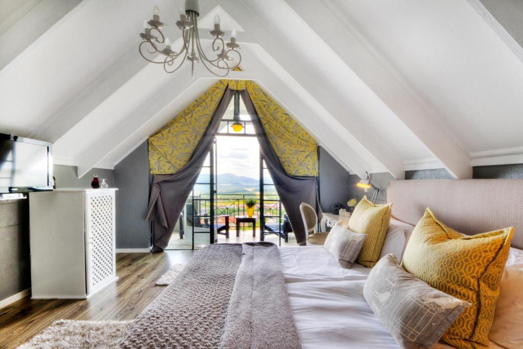 Loerie'S Call Guesthouse Mbombela Room photo