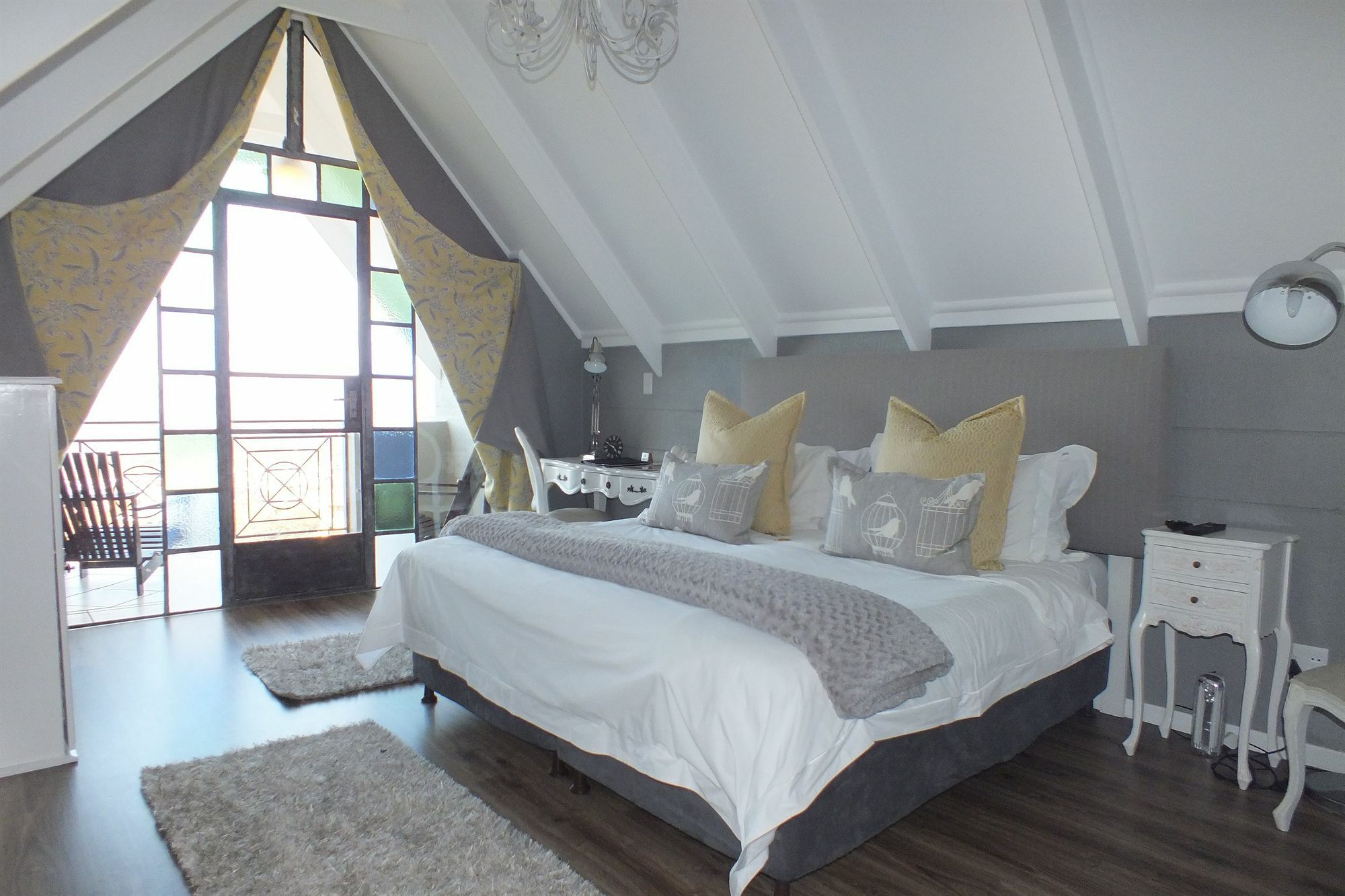 Loerie'S Call Guesthouse Mbombela Exterior photo
